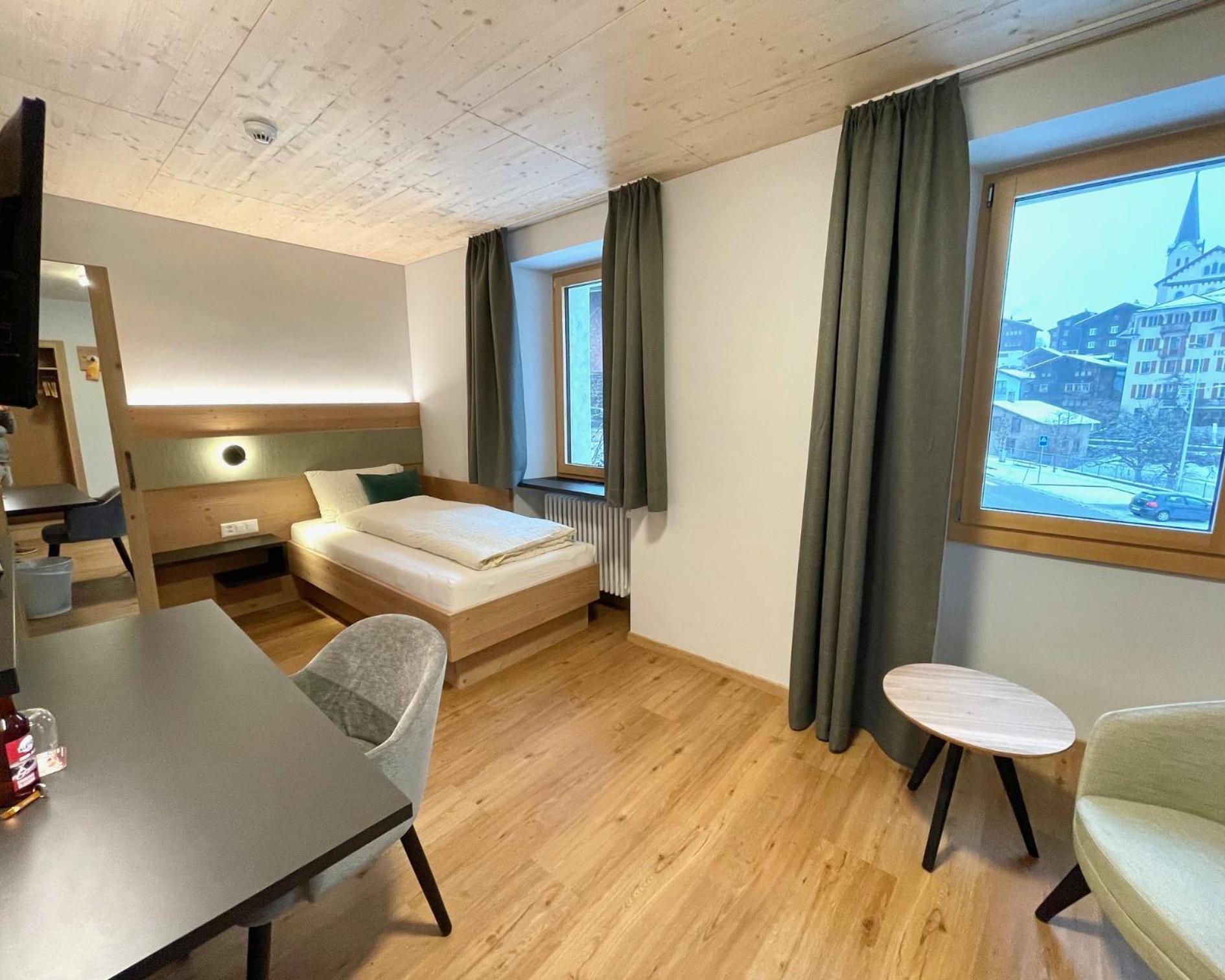 Boutique Und Bier Hotel Des Alpes Fiesch Kültér fotó