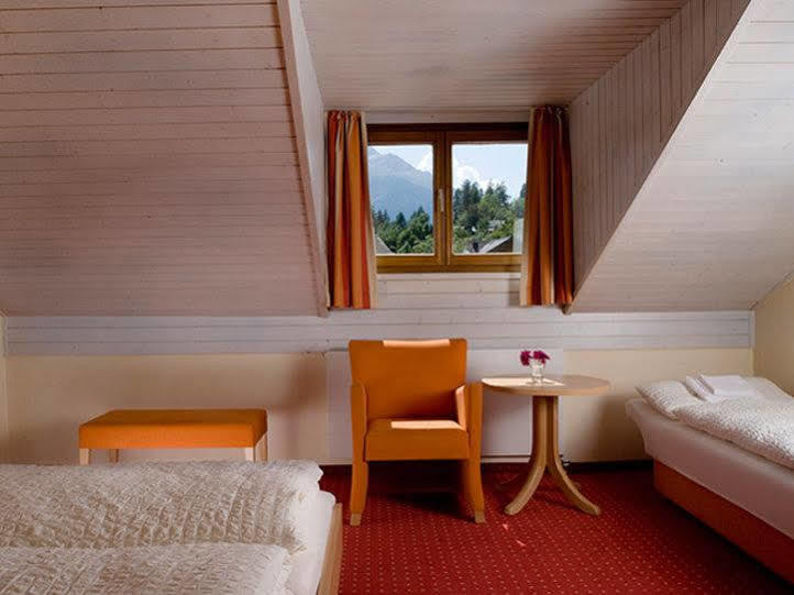 Boutique Und Bier Hotel Des Alpes Fiesch Szoba fotó